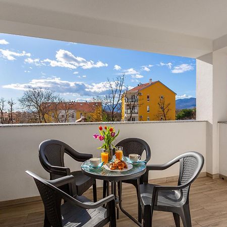 רייקה Kvarner Bay - Apartments 2 & 4 מראה חיצוני תמונה