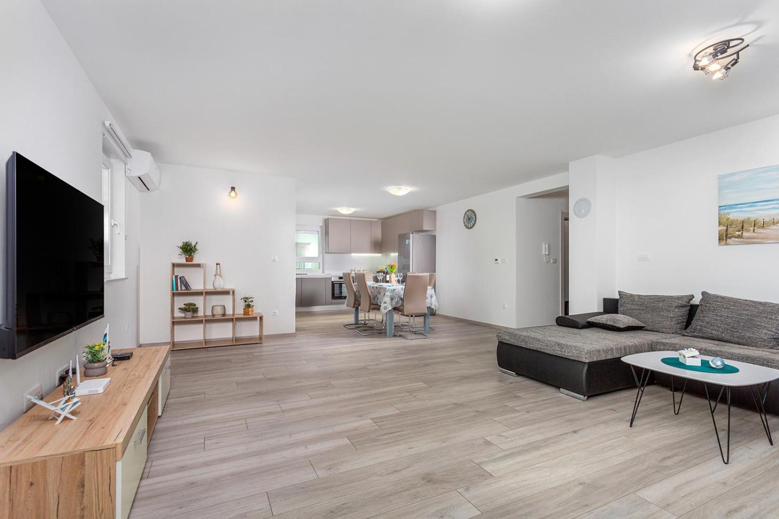 רייקה Kvarner Bay - Apartments 2 & 4 מראה חיצוני תמונה