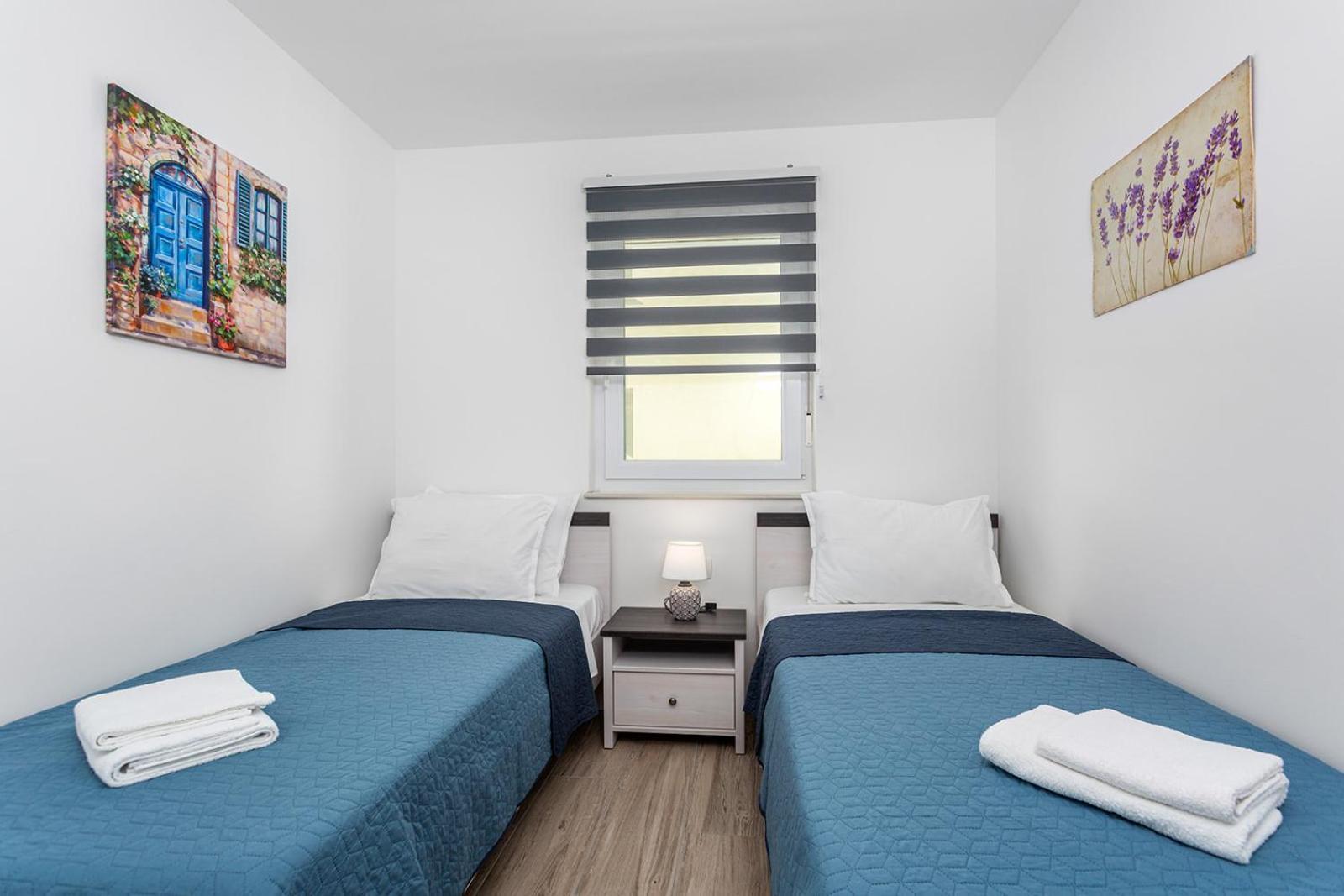 רייקה Kvarner Bay - Apartments 2 & 4 מראה חיצוני תמונה